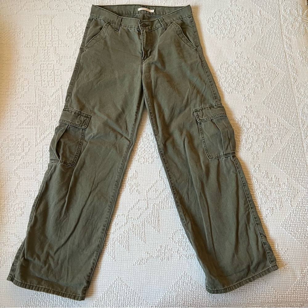Levi's Superlow Cargo Pants